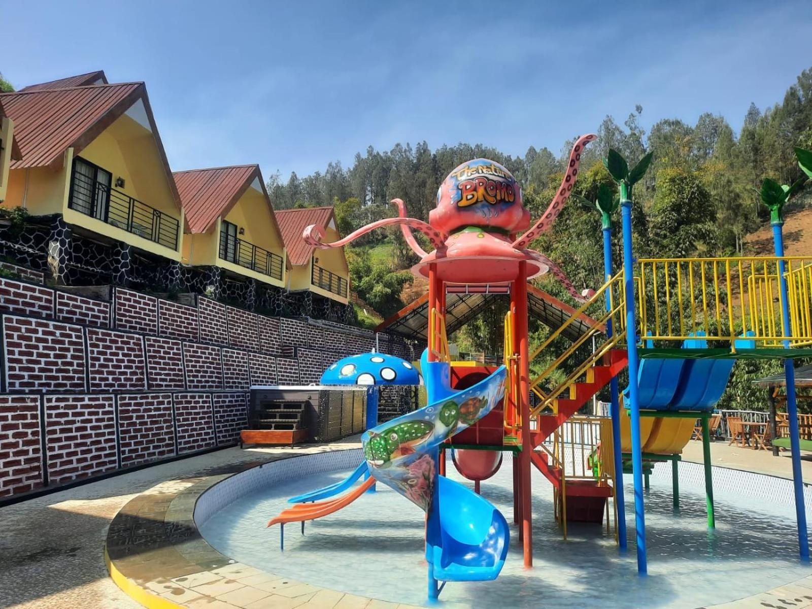 Hotel Nature Bromo And Resort Pasuruan Eksteriør billede