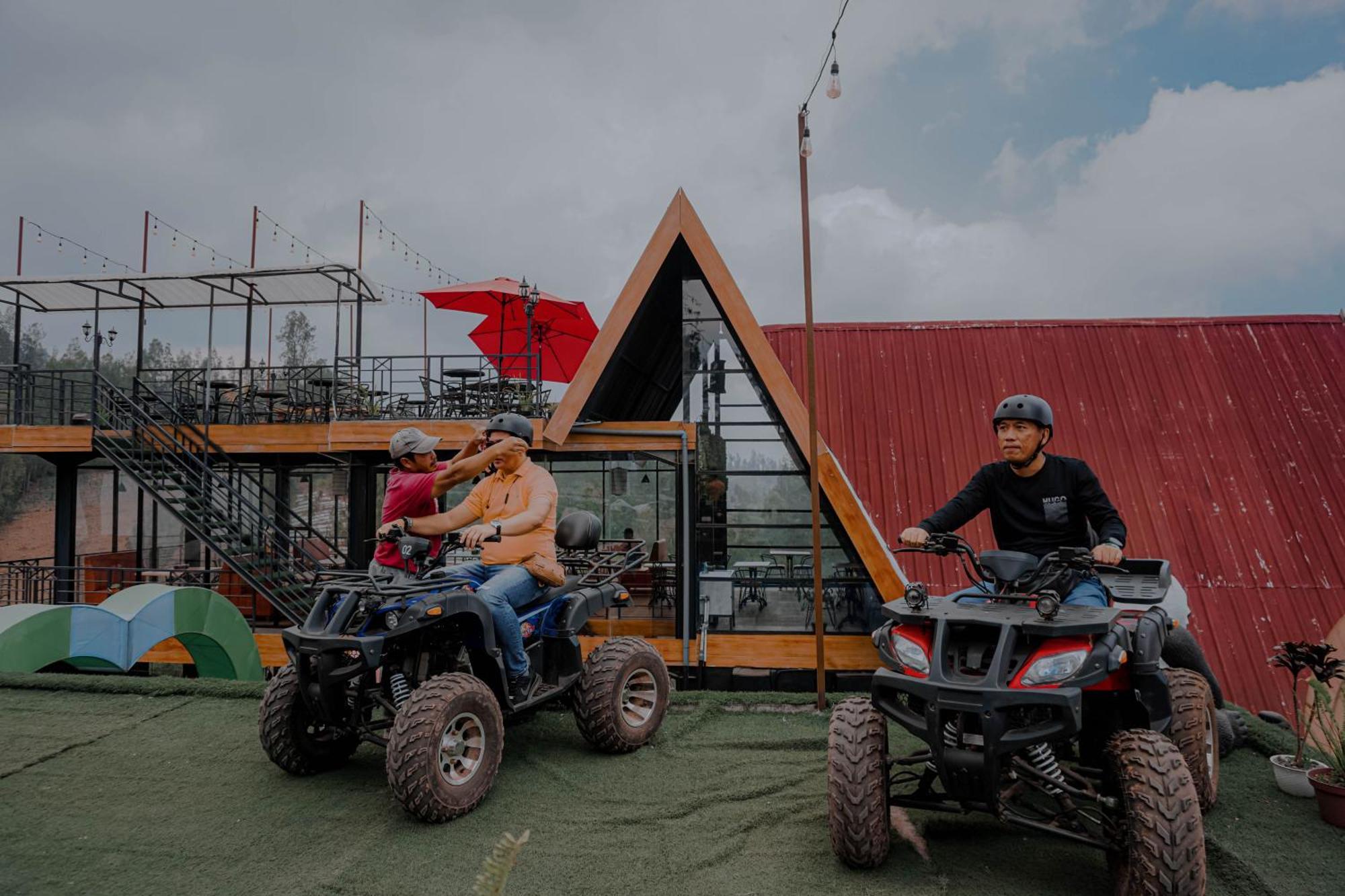 Hotel Nature Bromo And Resort Pasuruan Eksteriør billede