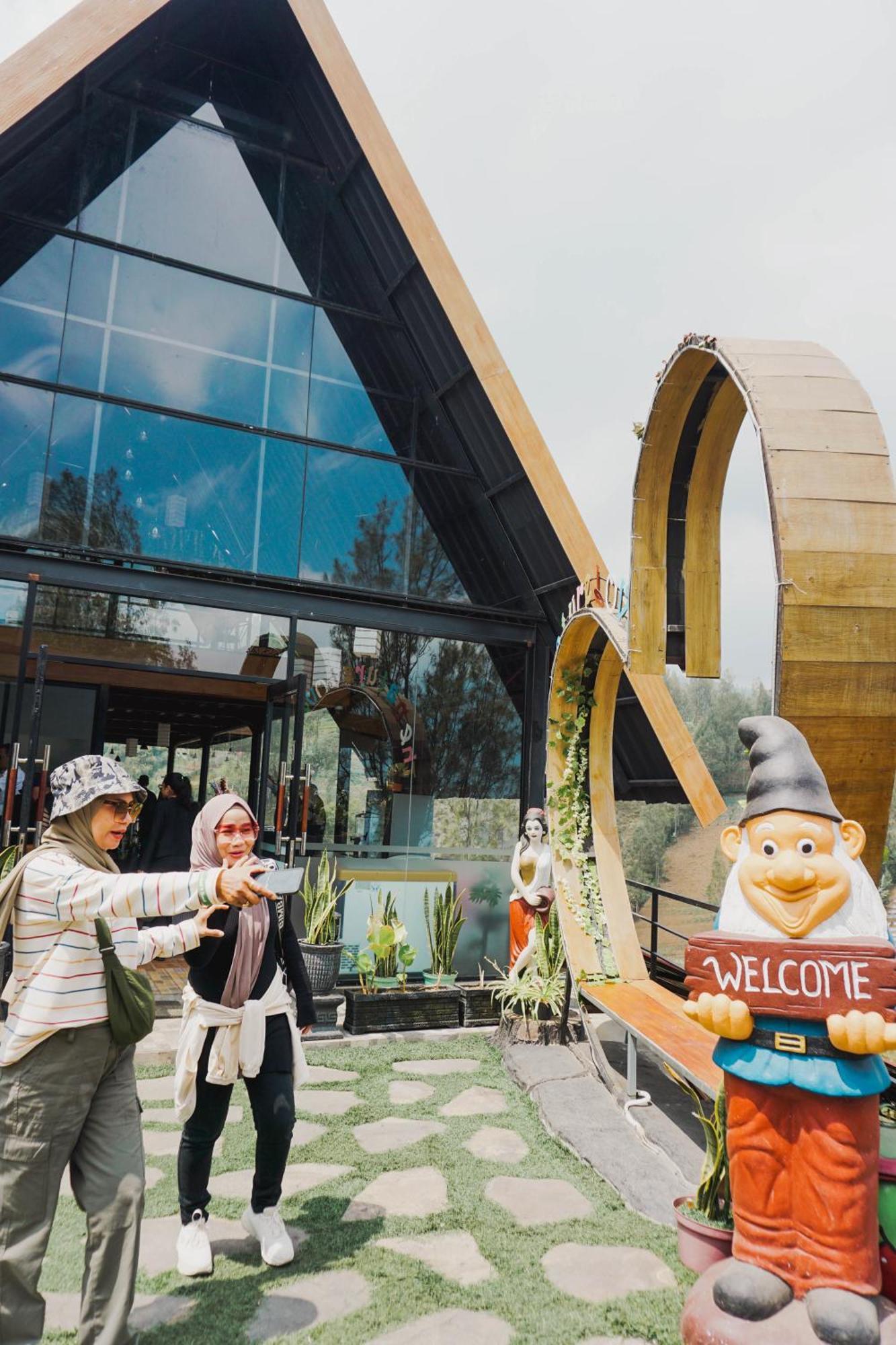 Hotel Nature Bromo And Resort Pasuruan Eksteriør billede