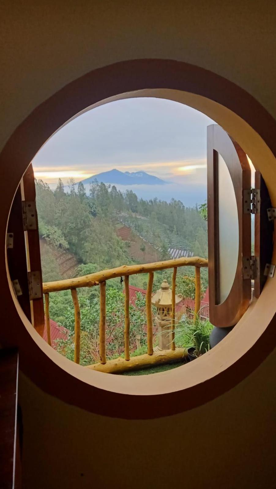 Hotel Nature Bromo And Resort Pasuruan Eksteriør billede